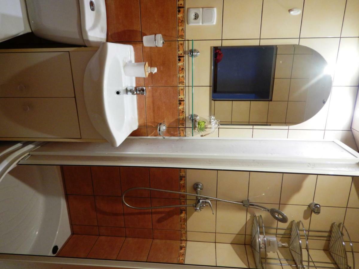 Apartament Piastowska Appartement Kamienna Gora Buitenkant foto